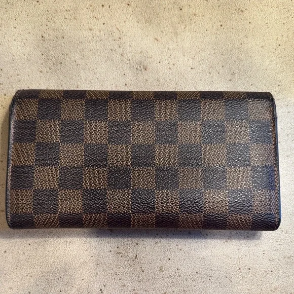 Louis Vuitton Damier Porte Sarah Wallet
